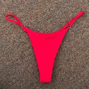 Frankie’s bikinis red Scarlett bottoms small